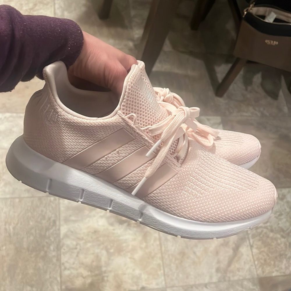 Adidas swift run 1.0